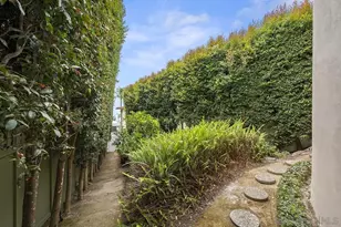 7612 Hillside Dr, La Jolla, CA 92037 - Photo 67