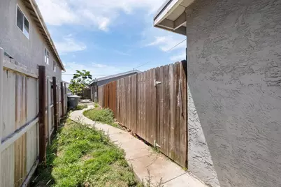  830-834 11th St, Imperial Beach, CA 91932 - Photo 5