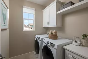 1860 Artemisia Ct, Carlsbad, CA 92011 - Photo 13