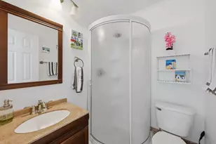 908 Caminito Madrigal, Carlsbad, CA 92011 - Photo 17