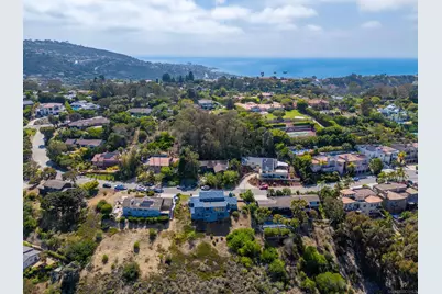  7901 Avenida Kirjah, La Jolla, CA 92037 - Photo 25