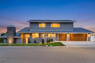 7901 Avenida Kirjah, La Jolla, CA 92037 - Photo 27