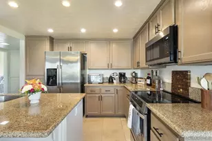 355 N Melrose Dr, Vista, CA 92083 - Photo 9
