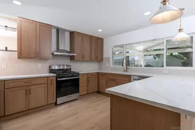  8875 Alphecca Way, San Diego, CA 92126 - Photo 5