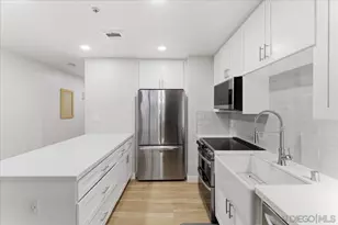 1150 J, San Diego, CA 92101 - Photo 7
