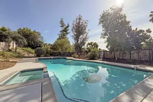 13756 Via Tres Vistas, San Diego, CA 92129 - Photo 3