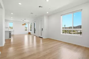 1052 Kendale Wy, Vista, CA 92081 - Photo 9