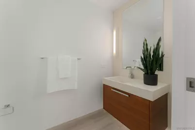  888 W E Street #1901, San Diego, CA 92101 - Photo 23