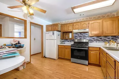  965 Spinel Ave., El Cajon, CA 92021 - Photo 17