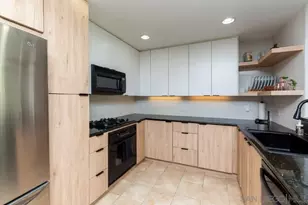 1225 Island, San Diego, CA 92101 - Photo 5