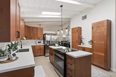  5725 Mildred, San Diego, CA 92110 - Photo 9