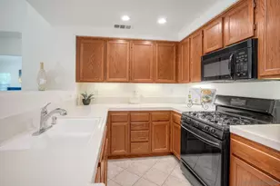 10334 Scripps Poway Pkwy, San Diego, CA 92131 - Photo 5