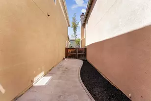 2241 Flowerpot Ln, Chula Vista, CA 91915 - Photo 37