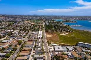 2018 Pacific Beach Dr, San Diego, CA 92109 - Photo 27