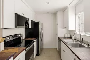 2018 Pacific Beach Dr, San Diego, CA 92109 - Photo 9