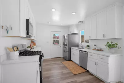  74 Vallecitos Way, Chula Vista, CA 91910 - Photo 5