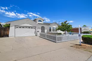 1721 Plumeria Dr, El Cajon, CA 92021 - Photo 3