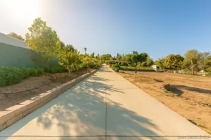 732 Hamilton Ln, Fallbrook, CA 92028 - Photo 27