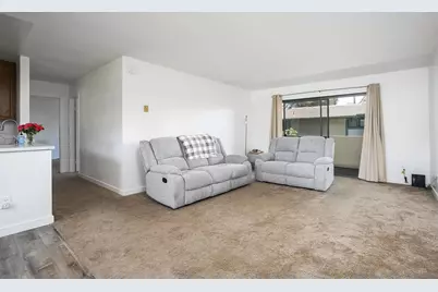  4651 Pico St #111, San Diego, CA 92109 - Photo 5