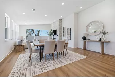  2 W Pine St, Altadena, CA 91001 - Photo 11