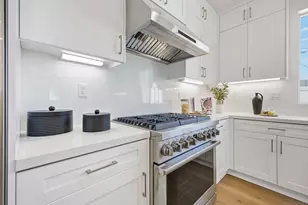 2 W Pine St, Altadena, CA 91001 - Photo 7