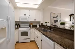2224 River Run Dr, San Diego, CA 92108 - Photo 3