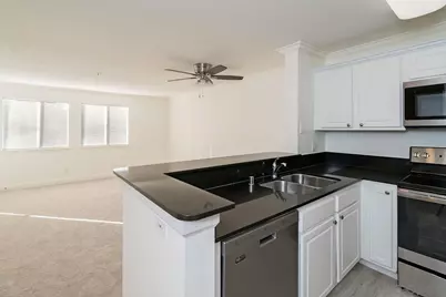  3550 Lebon Dr #6425, San Diego, CA 92122 - Photo 9
