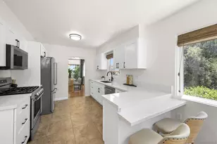 10020 Fuerte Dr, La Mesa, CA 91941 - Photo 23