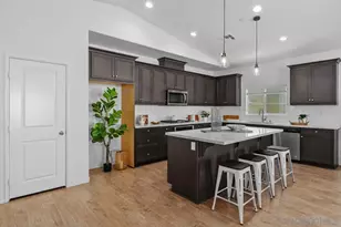 34751 Ribbon Grass Way, Murrieta, CA 92563 - Photo 13
