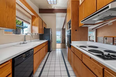  7101 Regner Rd, San Diego, CA 92119 - Photo 9