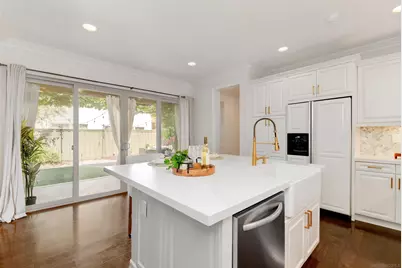  8360 Bristol Ridge Lane, San Diego, CA 92127 - Photo 3