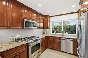 2055 Caminito San Nicholas, La Jolla, CA 92037 - Photo 25