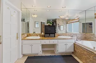 7537 Gibraltar St, Carlsbad, CA 92009 - Photo 23