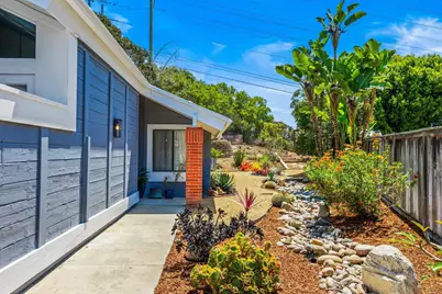  1141 Cerro Largo Dr, Solana Beach, CA 92075 - Photo 3