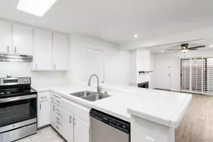 9249 Village Glen Dr, San Diego, CA 92123 - Photo 15