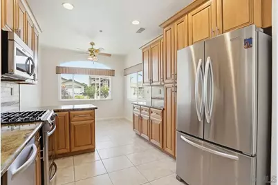  713 Bel Air, Vista, CA 92084 - Photo 17