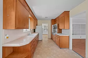 6334 Mesita Dr, San Diego, CA 92115 - Photo 15