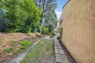 7979 Caminito Dia, San Diego, CA 92122 - Photo 17