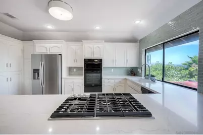  1419 Rimrock Drive, Escondido, CA 92027 - Photo 9