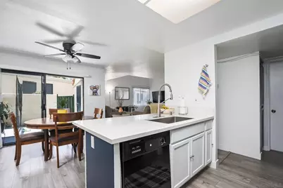  363 N Melrose #A, Vista, CA 92083 - Photo 13