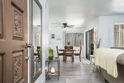  363 N Melrose #A, Vista, CA 92083 - Photo 3