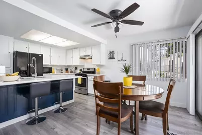  363 N Melrose #A, Vista, CA 92083 - Photo 9