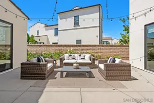13710 Chestnut Ct, San Diego, CA 92130 - Photo 17