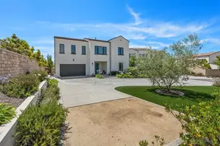 13710 Chestnut Ct, San Diego, CA 92130 - Photo 3