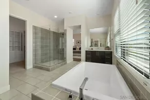 13710 Chestnut Ct, San Diego, CA 92130 - Photo 33
