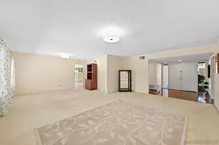 17506 Plaza Karena, San Diego, CA 92128 - Photo 5