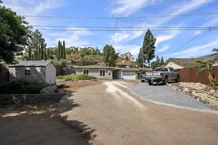 1157 Via Loma Vista, El Cajon, CA 92019 - Photo 5