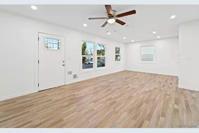  4220 E Overlook Dr, San Diego, CA 92115 - Photo 3