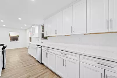  4220 E Overlook Dr, San Diego, CA 92115 - Photo 9