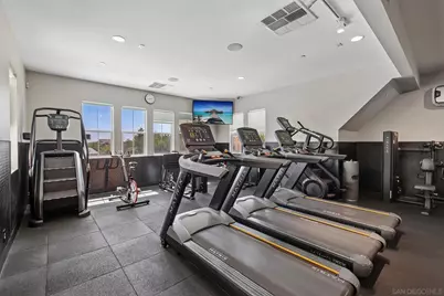  910 Camino Meandro, Chula Vista, CA 91913 - Photo 53